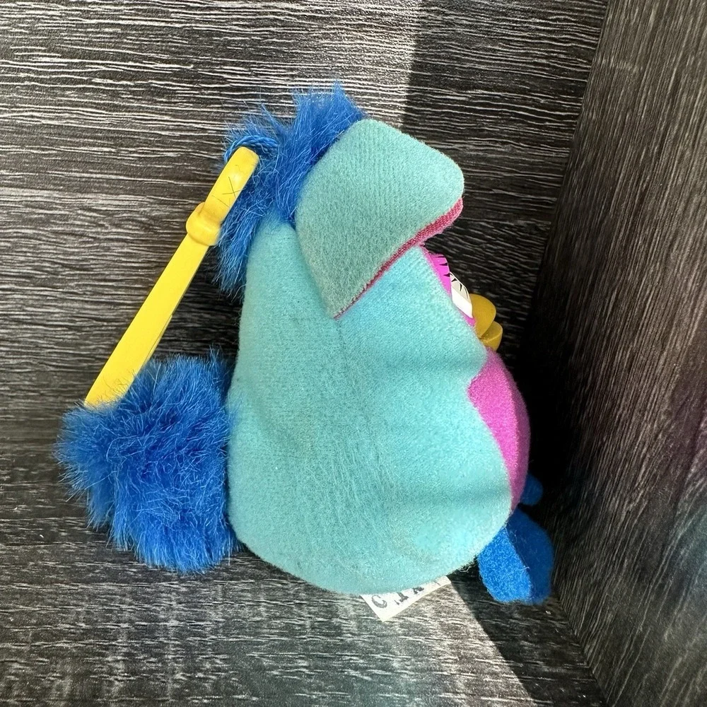 Vintage 2000 Furby McDonald's Happy Meal Soft Plush Keychain‎ Backpack Clip